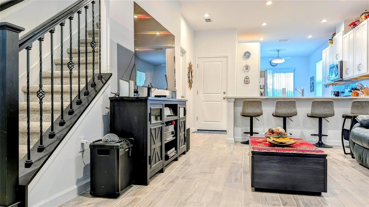 1378 Tarflower Dr - Photo 5 of 28