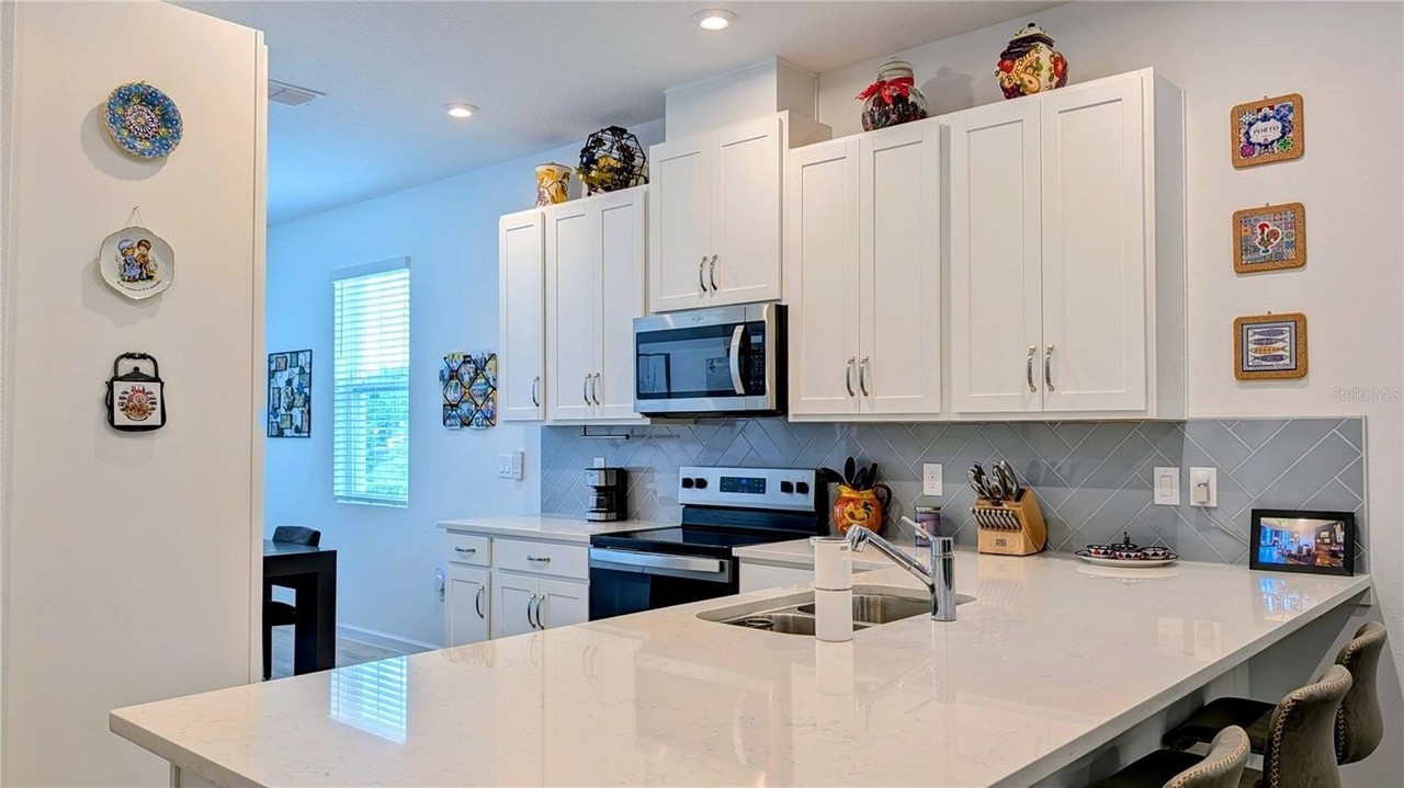 1378 Tarflower Dr - Photo 6 of 28