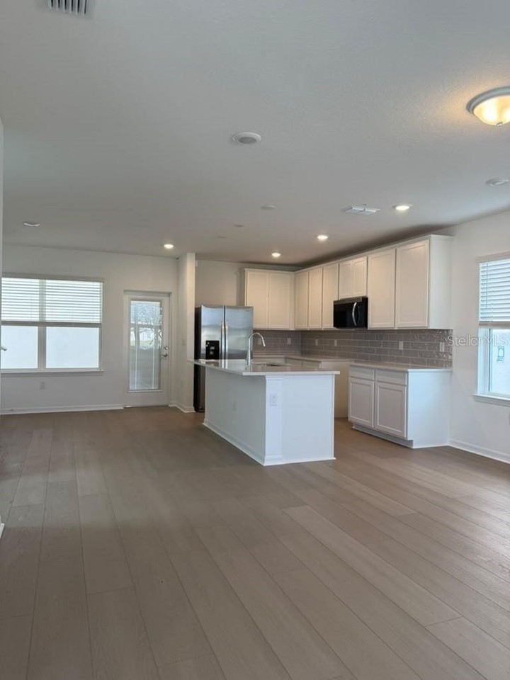 6830 CREEK FALLS Alley - Photo 5 of 24