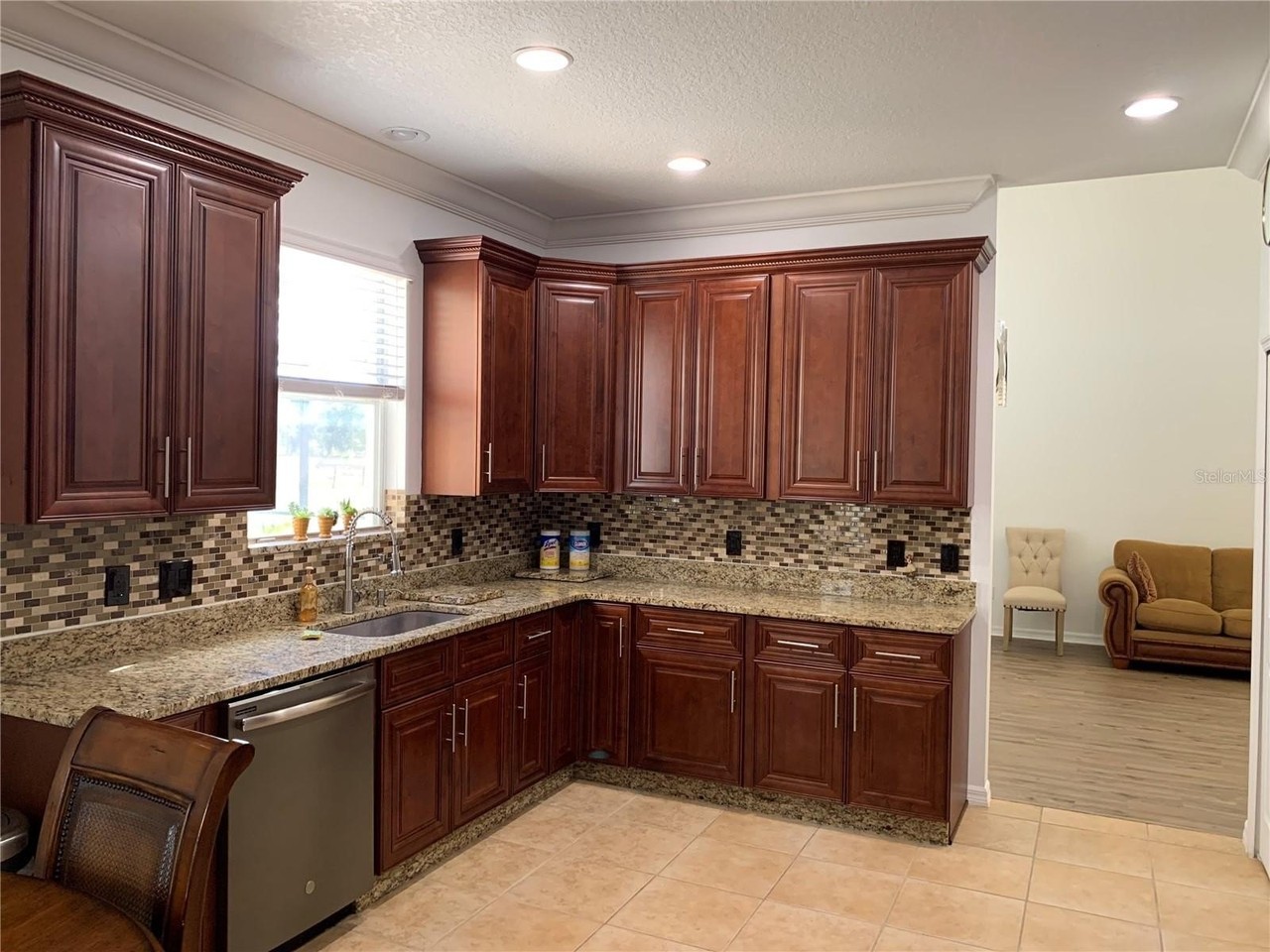 845 Wildflower Rd - Photo 6 of 8