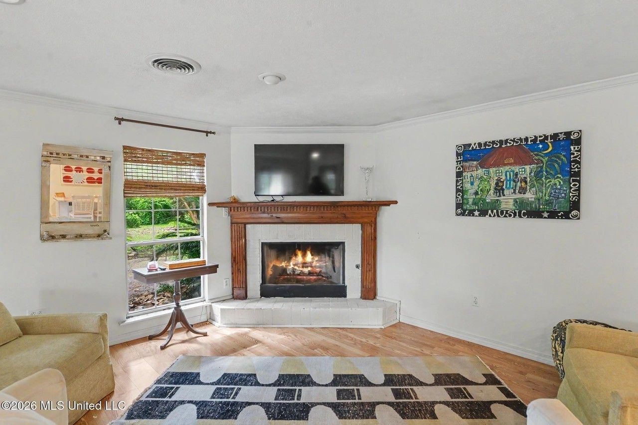 506 Esplanade Ave - Photo 5 of 27