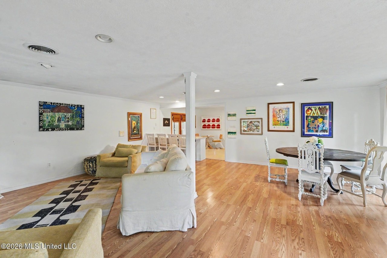 506 Esplanade Ave - Photo 6 of 27