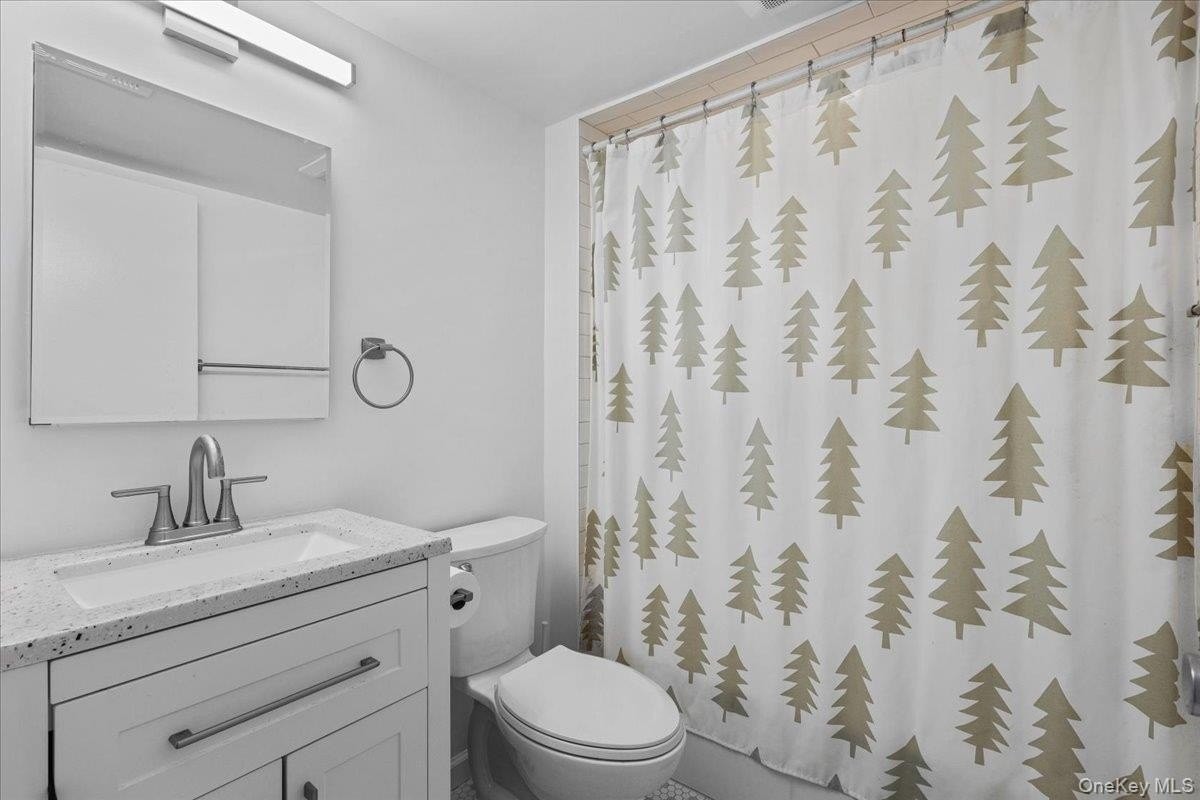 208 Harris Rd #FA3 - Photo 5 of 10