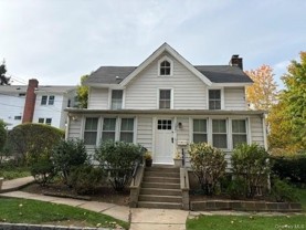 1061 Old Northern Blvd #B - Photo 1 of 1