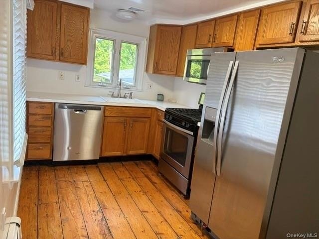 1061 Old Northern Blvd #B - Photo 4 of 9