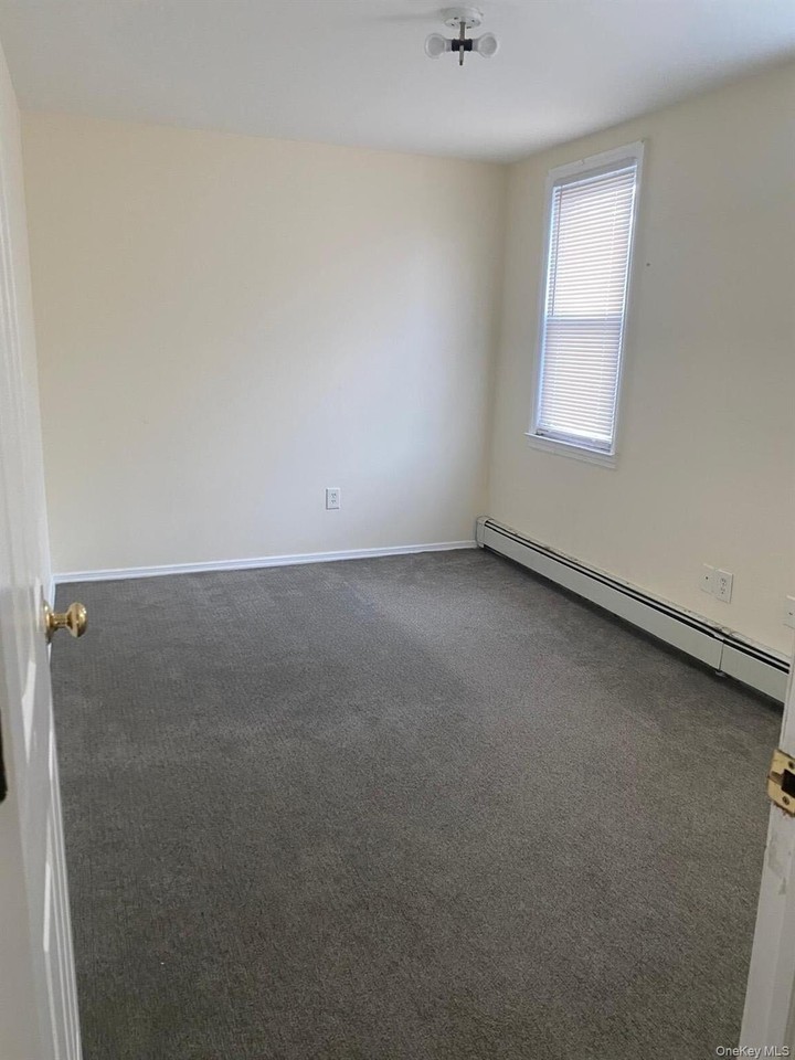 178 Park Ave #2 - Photo 4 of 8