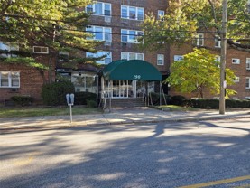 190 Mineola Blvd #1N - Photo 1 of 1
