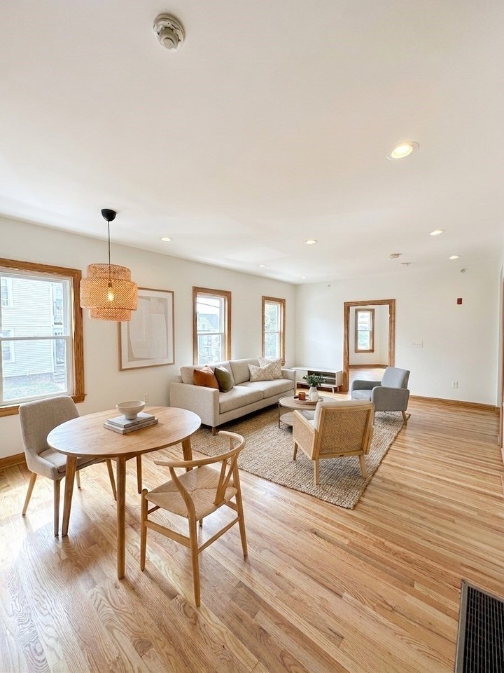 99 Pearl Ave #1 - Photo 3 of 13
