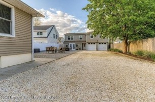 featured image of 606 Brinley Ave