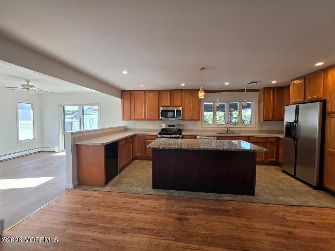 202 Teal Rd - Photo 5 of 29