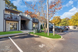 64 Scotch Pine Dr - Photo 1 of 1