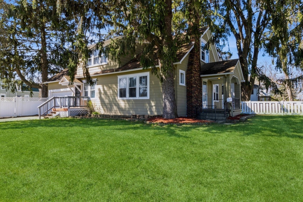 1503 Carmel Blvd - Photo 6 of 22