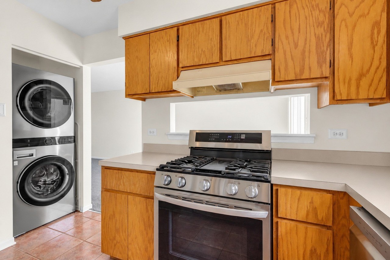 16419 Teton Dr #16419 - Photo 3 of 5
