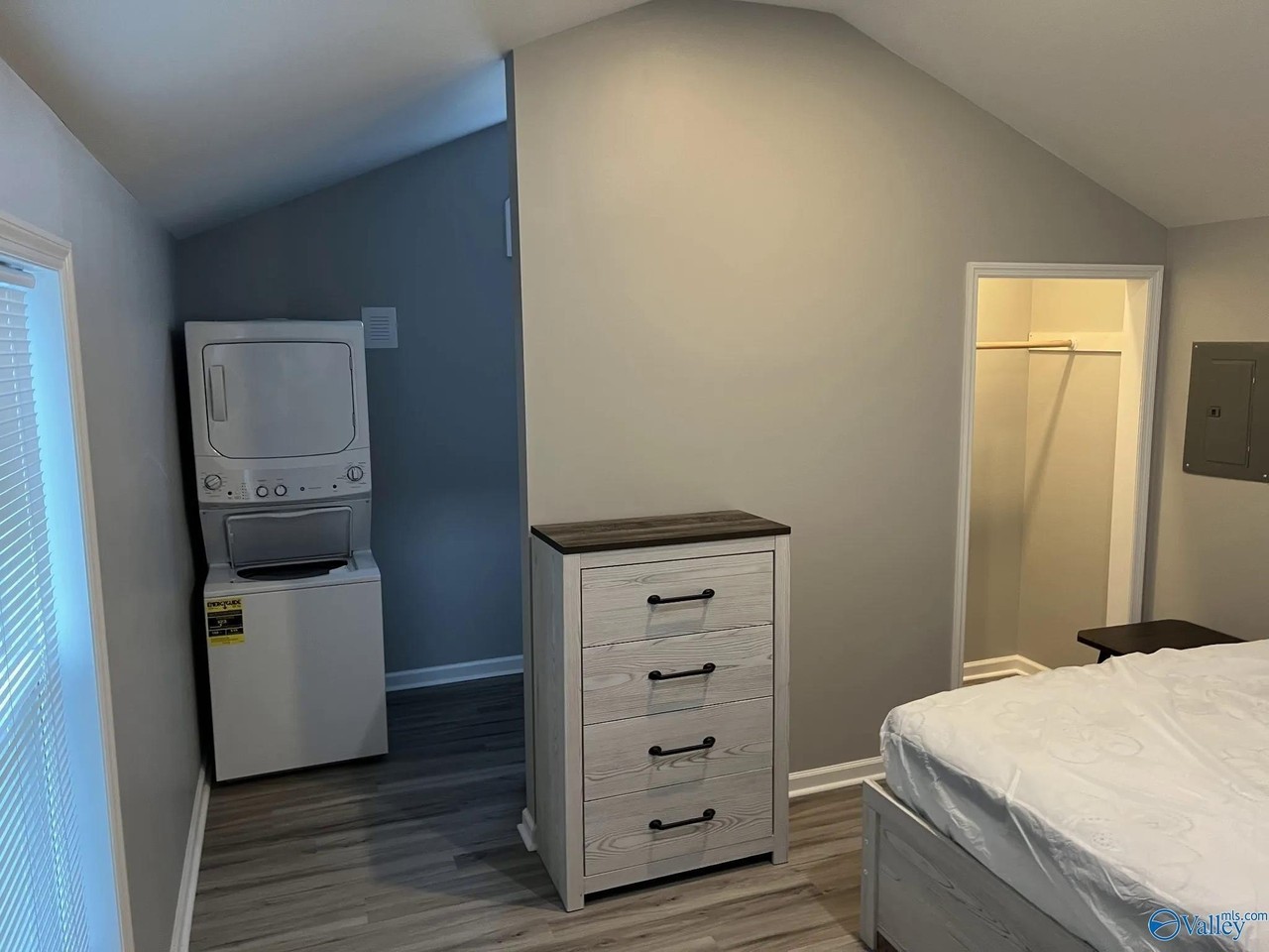 14974 NAUTILUS WAY #TH4 - Photo 4 of 10