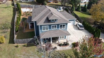 featured image of 862 Highland Dr