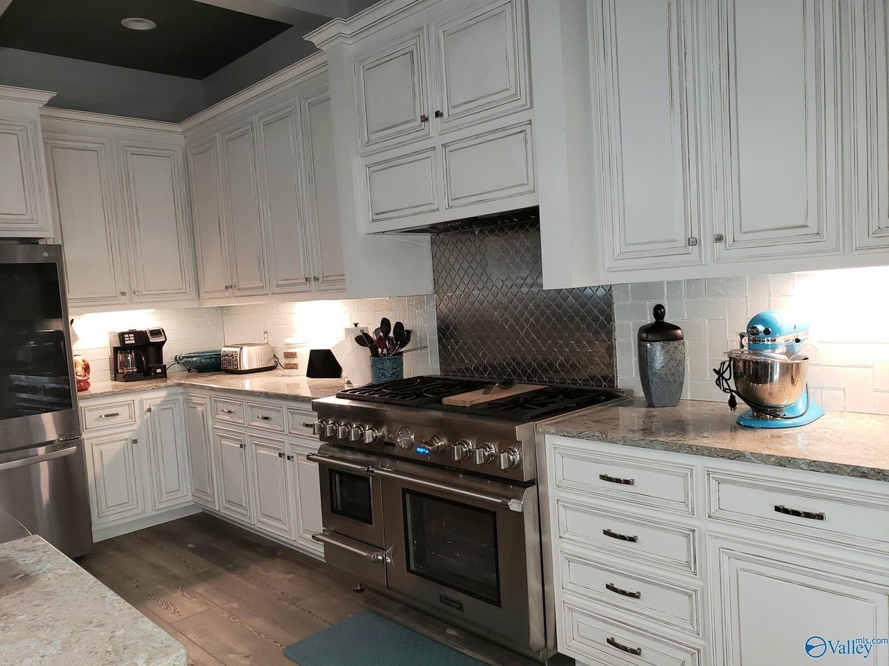 862 Highland Dr - Photo 6 of 31