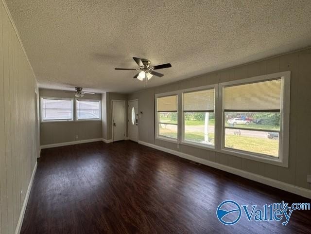 2810 Hillsboro Rd Sw - Photo 7 of 35