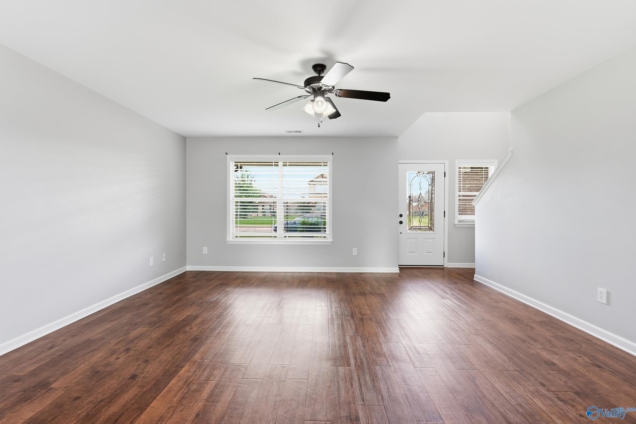 174 Walkers Hill Rd - Photo 3 of 26