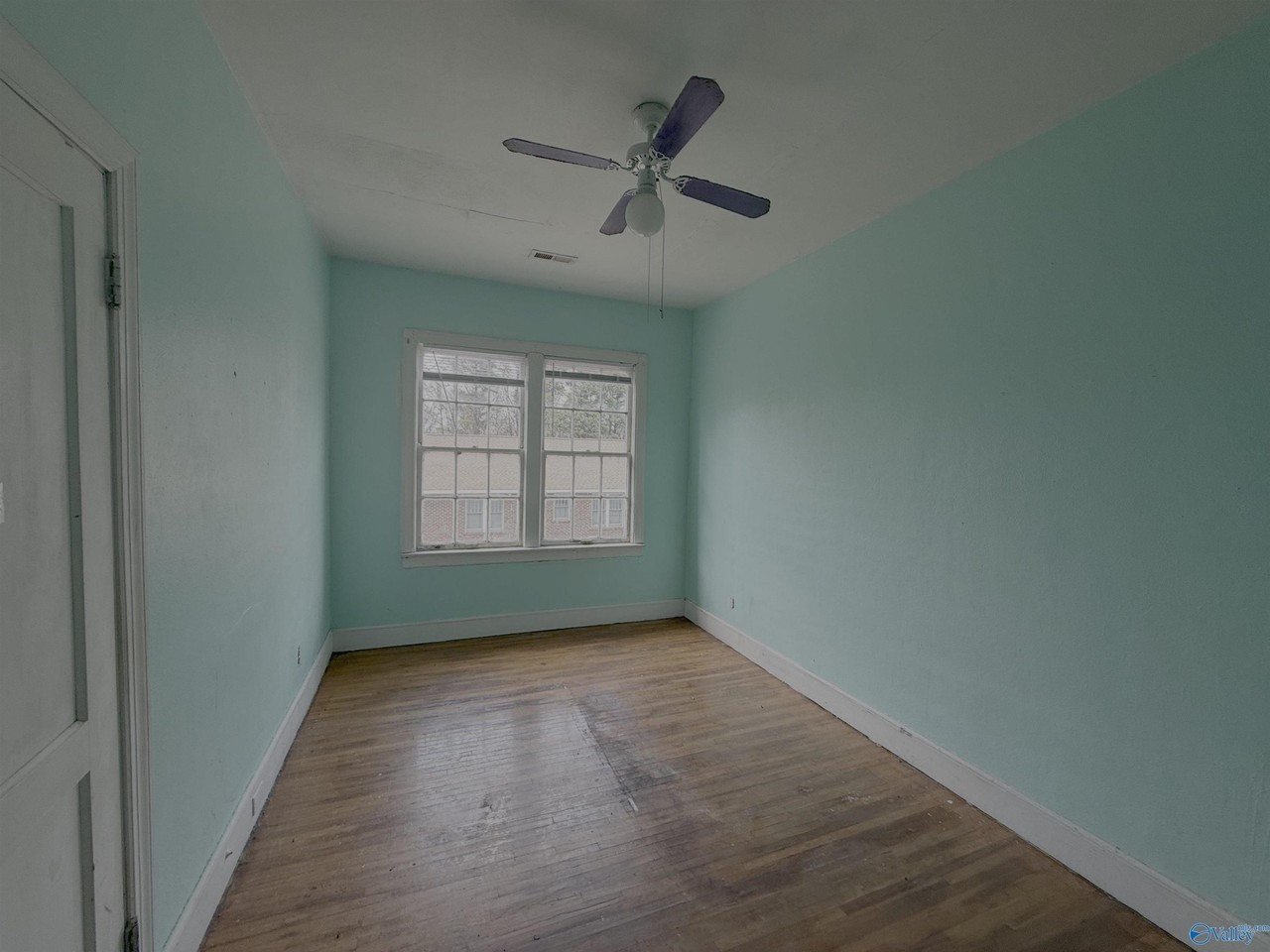 213 Wilson St Ne #4 - Photo 2 of 8