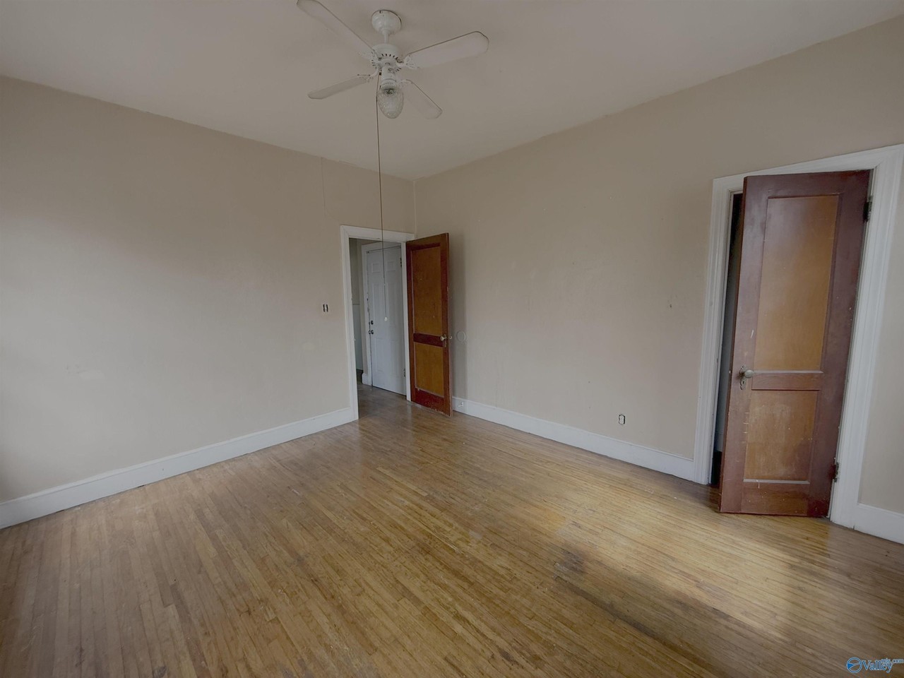 213 Wilson St Ne #4 - Photo 5 of 8