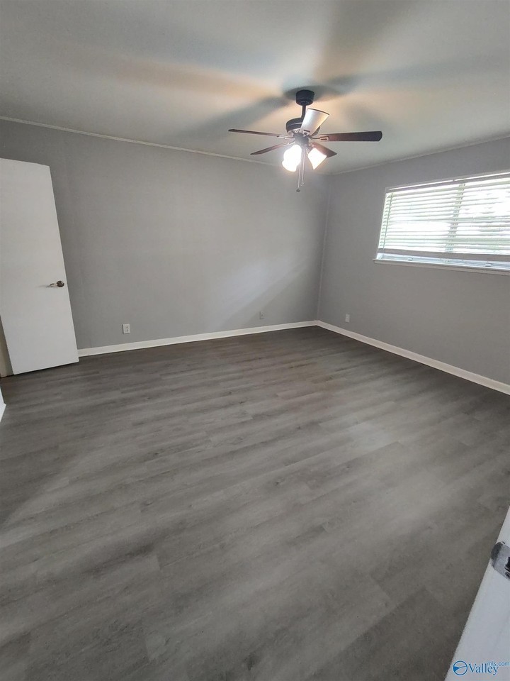 400 Arkadelphia Rd Ne #21 - Photo 4 of 10