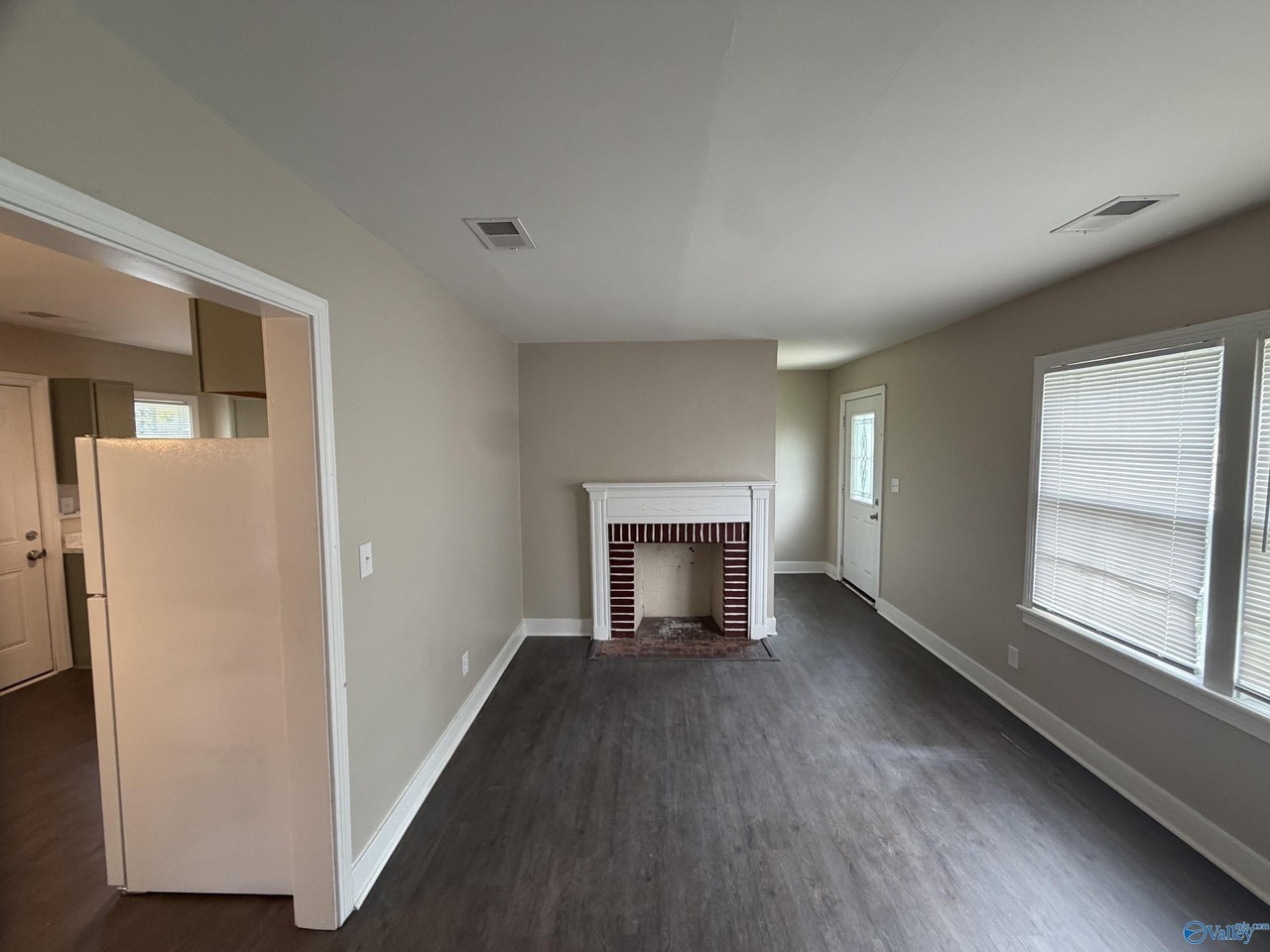 1620 8th St Se - Photo 4 of 20
