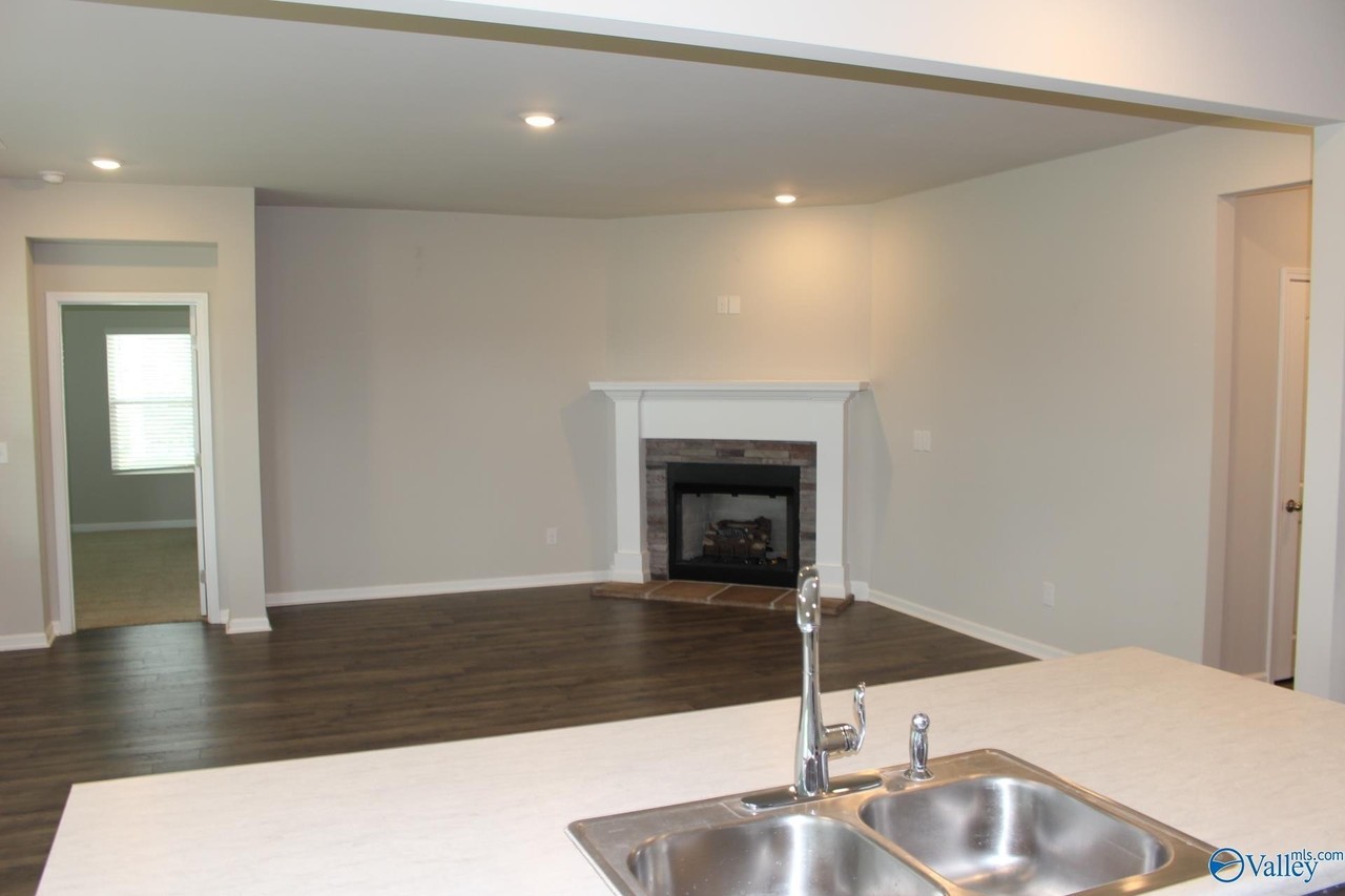 25206 Delilah Cir - Photo 7 of 19