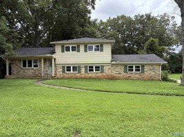 featured image of 2109 Villaret Dr Sw