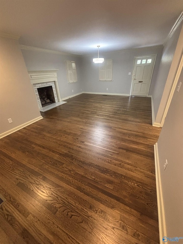 1308 Mcclung Ave Se - Photo 5 of 17