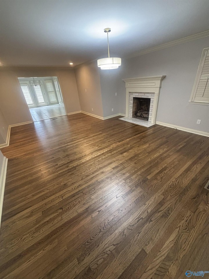 1308 Mcclung Ave Se - Photo 6 of 17