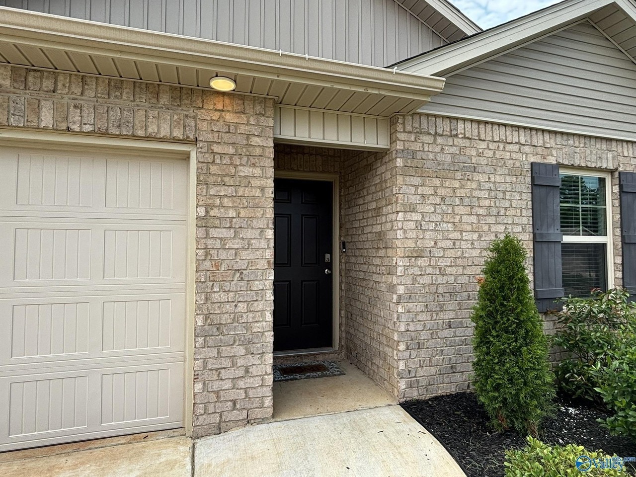 206 Murphy Ln - Photo 4 of 37
