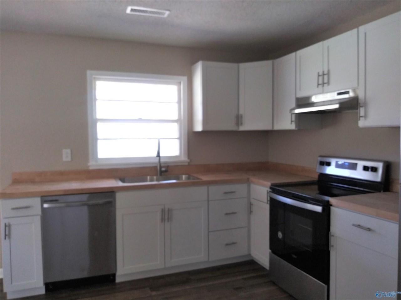 506 Ewell St Sw - Photo 7 of 8