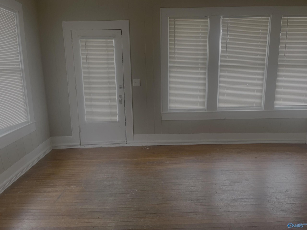 803 Main St E #B - Photo 2 of 14