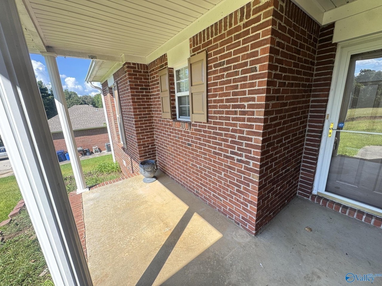 1169 Pine Grove Rd - Photo 5 of 46