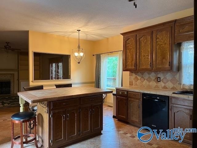 1323 Deans Dr Se - Photo 3 of 18