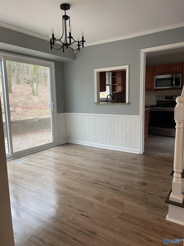 237 Brawley Dr - Photo 5 of 22