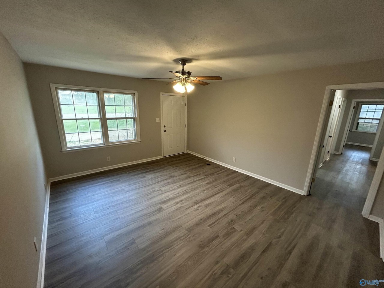 3304 Pulaski Pike Nw - Photo 3 of 21