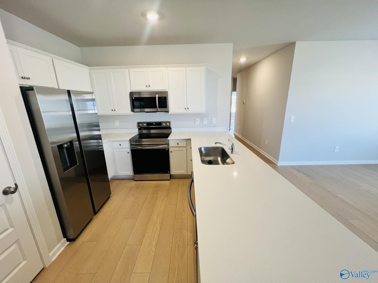 16854 Orleans Dr - Photo 5 of 13