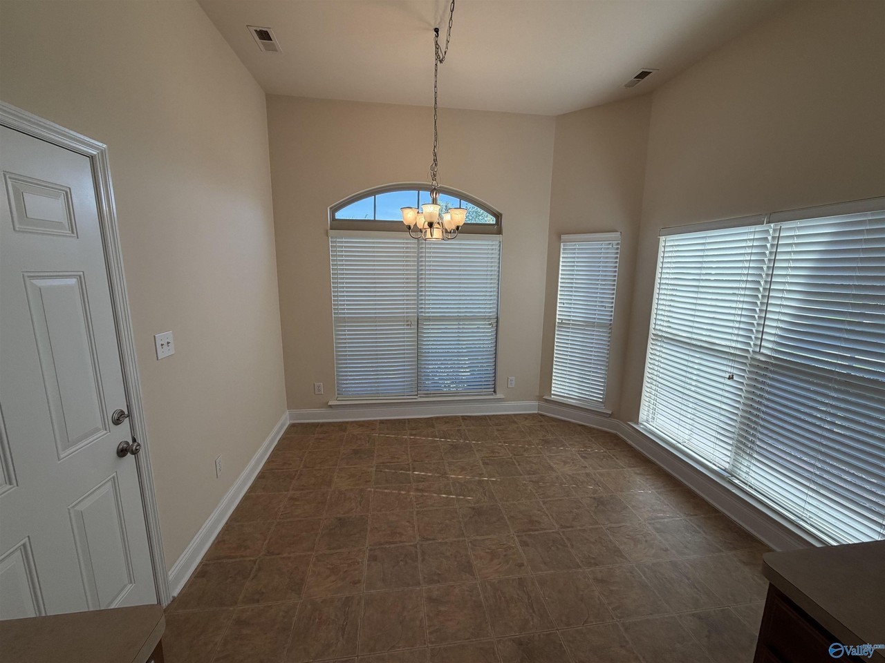 4804 Carrington Blvd Se - Photo 3 of 15