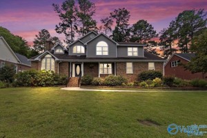 featured image of 1211 Shadow Ridge Dr Se