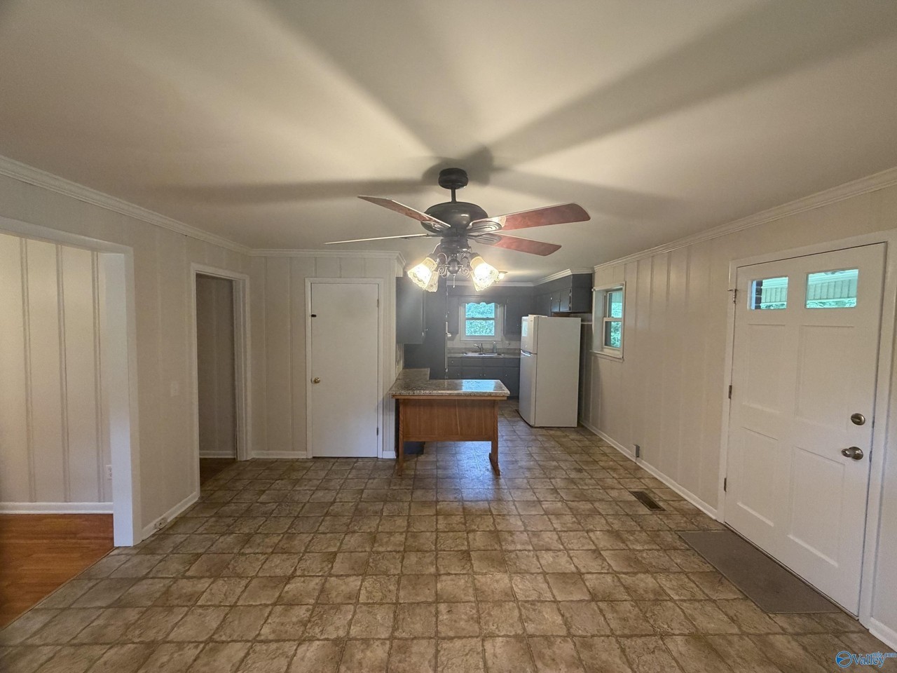 4938 County Road 1527 - Photo 4 of 20