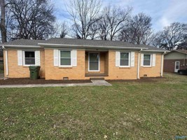 featured image of 3610 Williamsburg Dr Nw