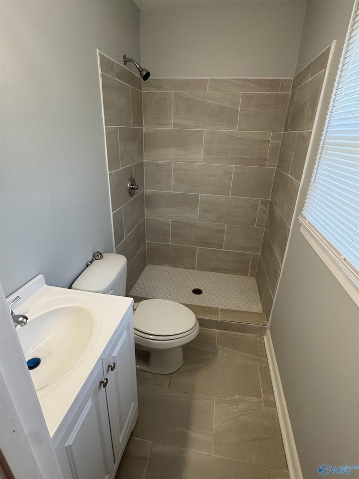 3610 Williamsburg Dr Nw - Photo 7 of 9