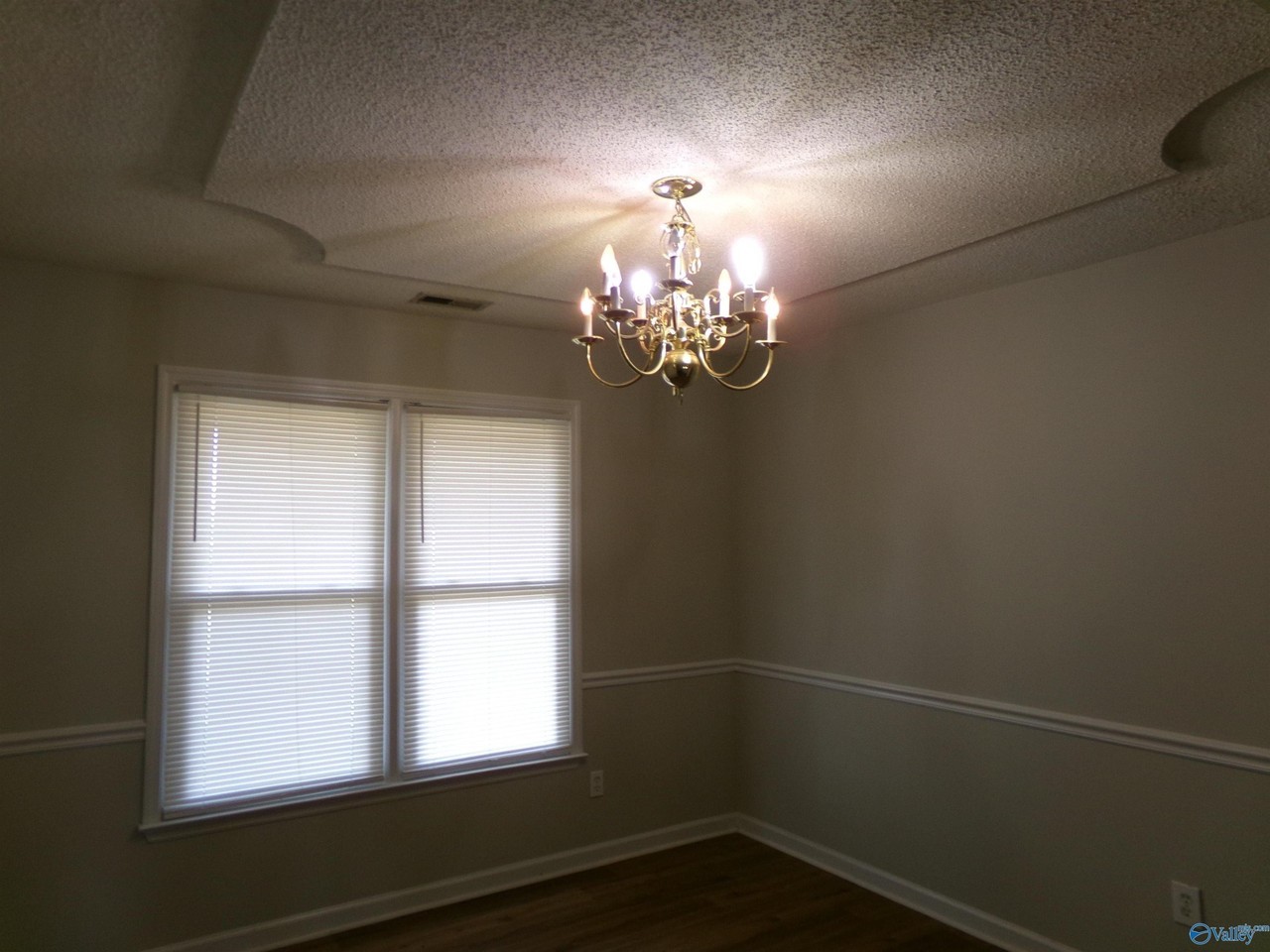 115 Fenwick Pl - Photo 5 of 12