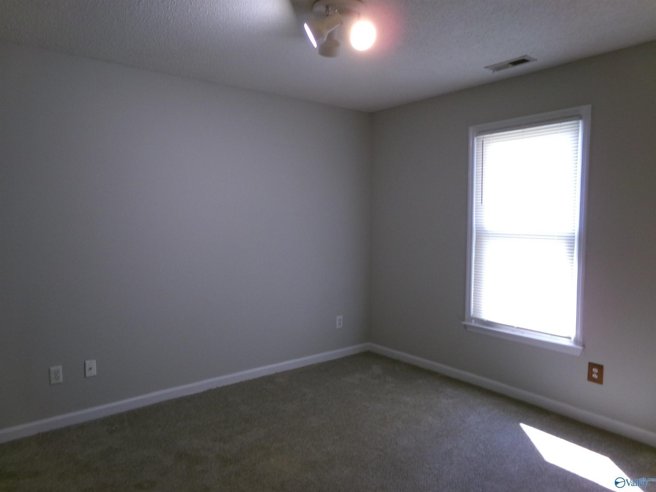 115 Fenwick Pl - Photo 7 of 12