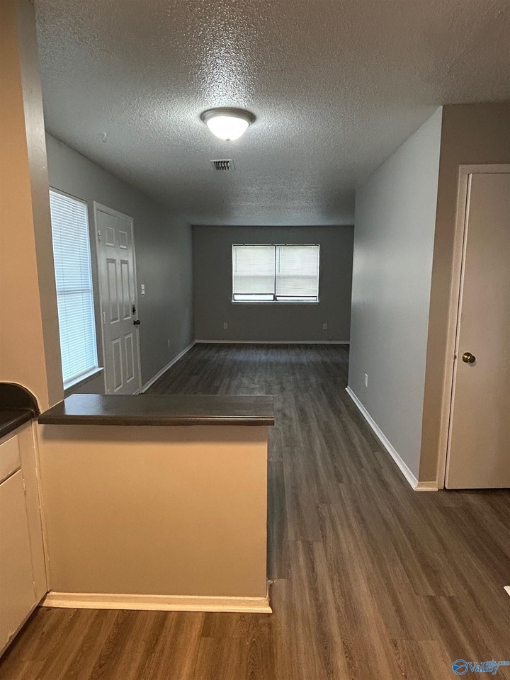 103 Jodi Dr #C - Photo 5 of 13