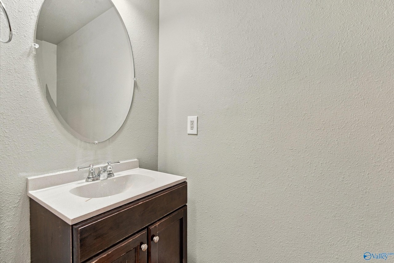 254 Fenrose Dr - Photo 6 of 16