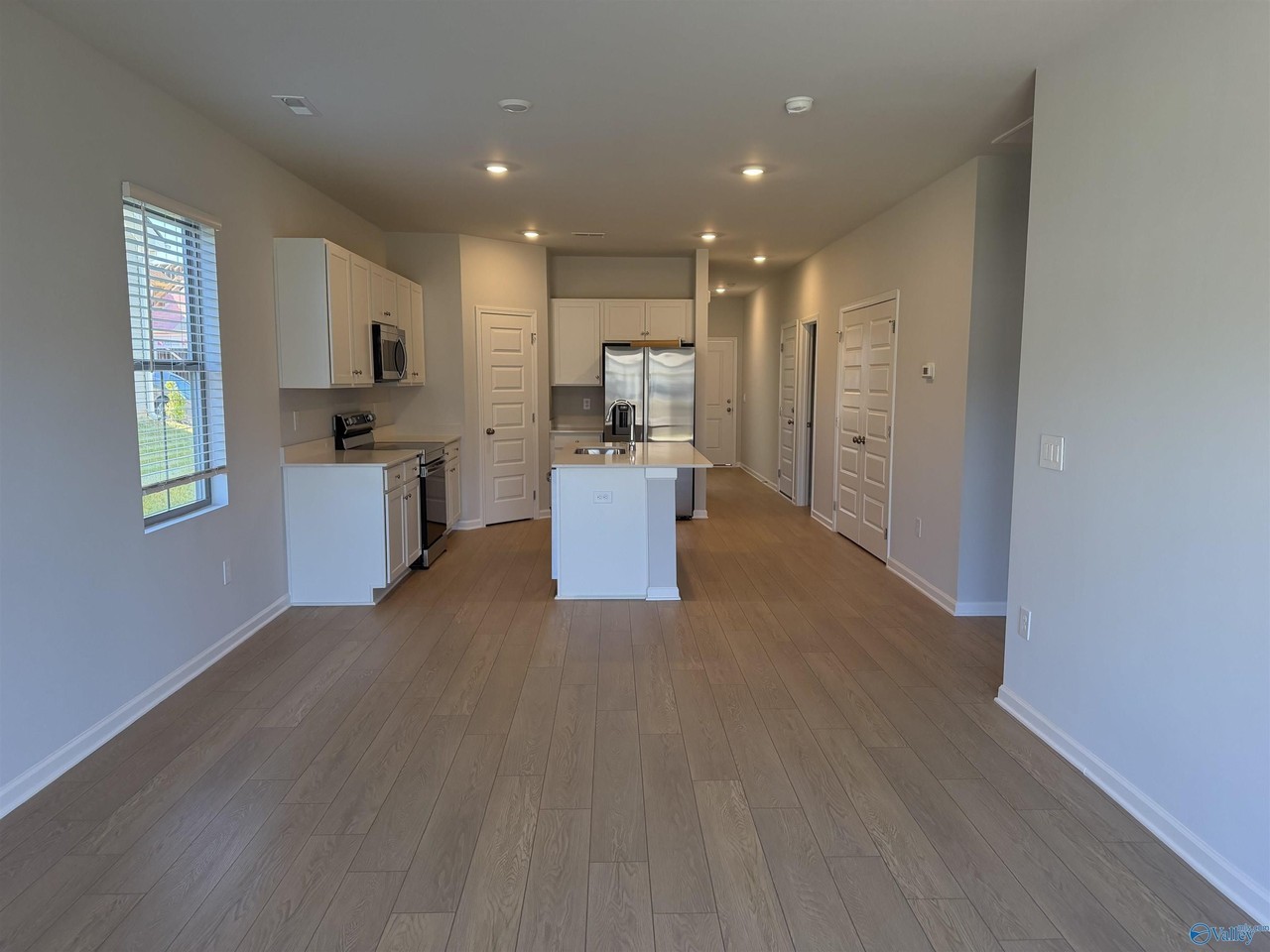 139 WOLFE LANE - Photo 2 of 15