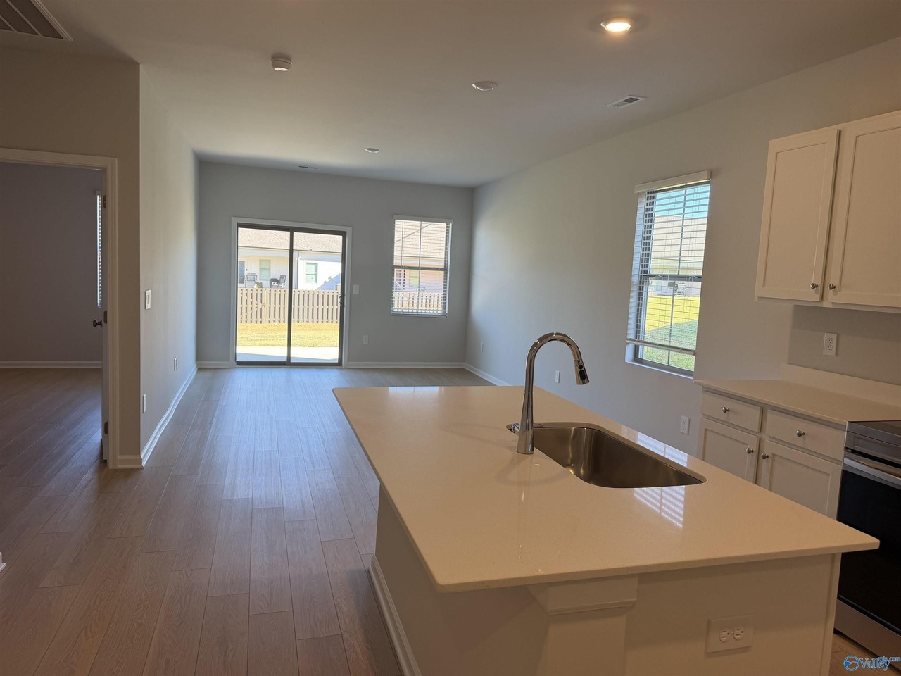 139 WOLFE LANE - Photo 3 of 15