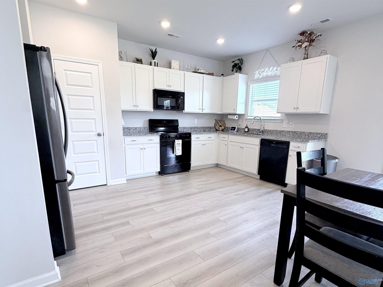 18834 Cottontail Ln - Photo 5 of 26